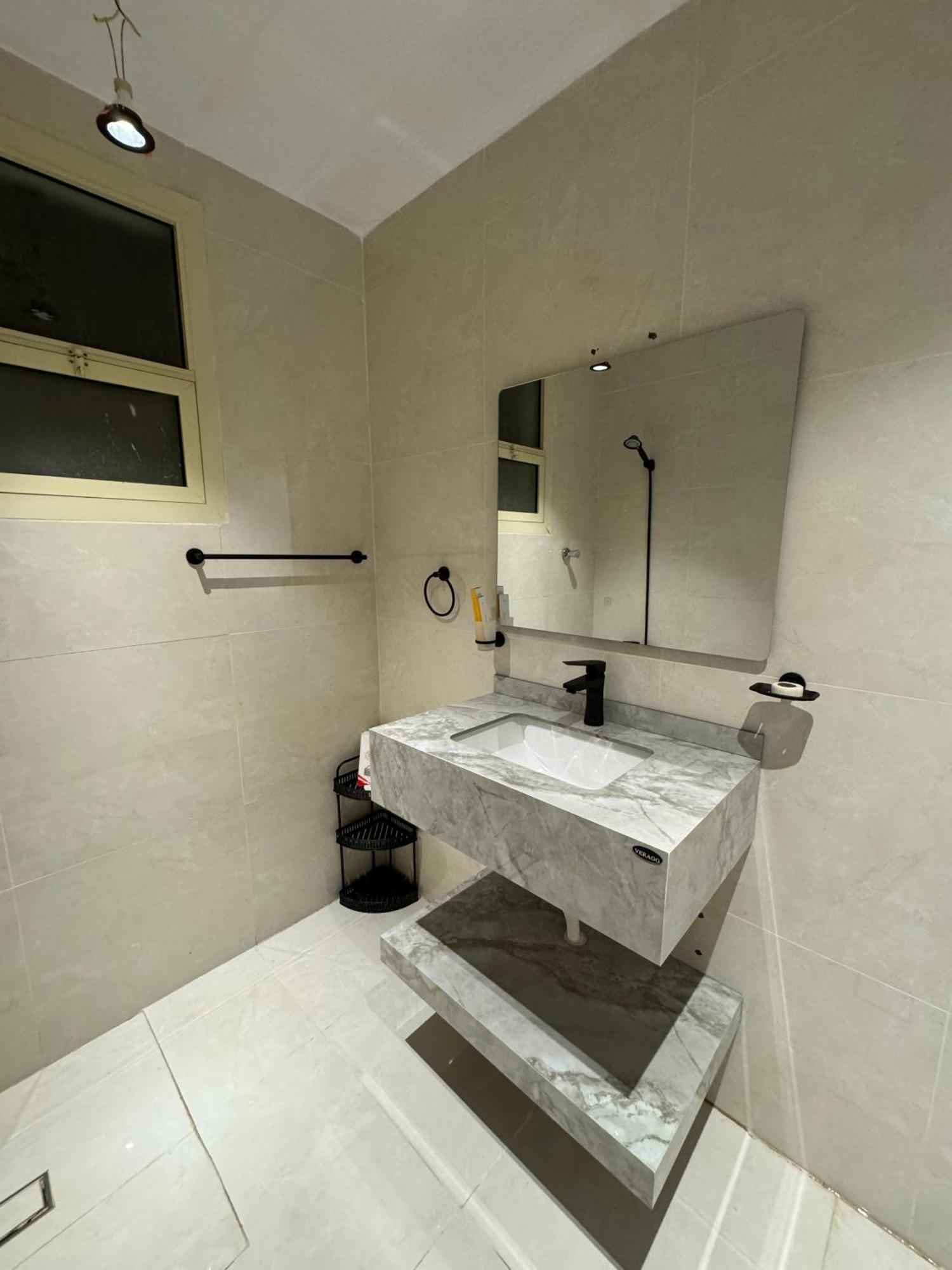 Apartment Self Entry Elegant Studio Near Blvd